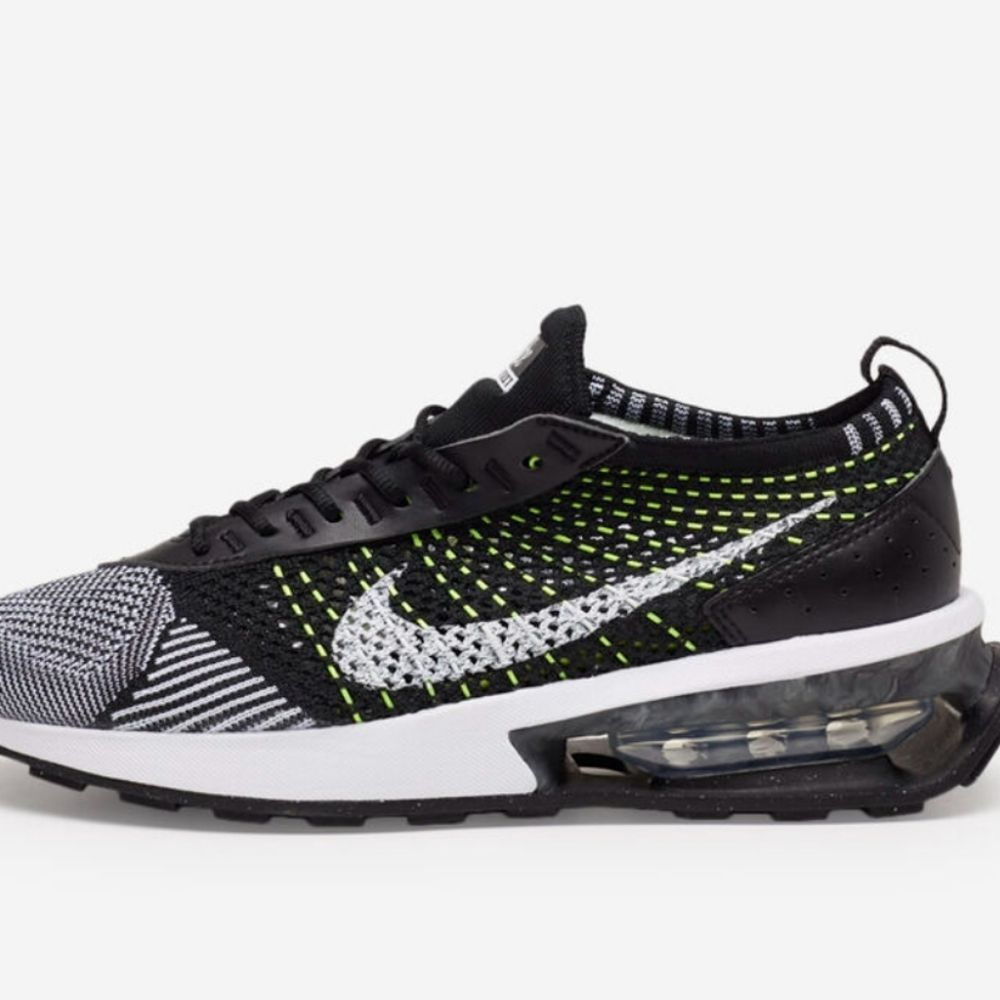 Nike Air Max Fly Knit‎ Racer- Black/Bolt/White - Picture 8 of 15